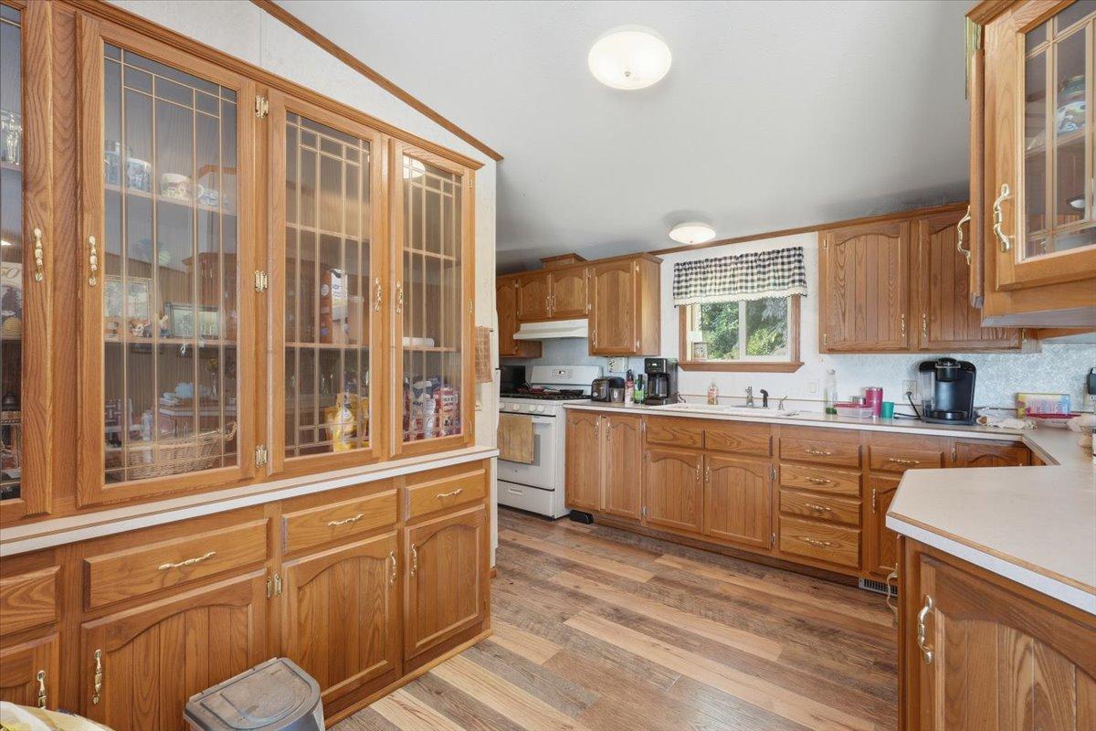 Kitchen with lots of cupboard space