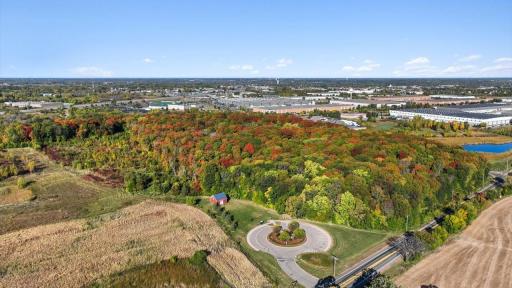 Amazing parks within minutes.