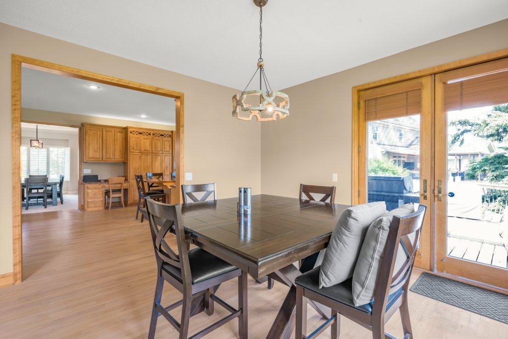 Deck / Dining room
