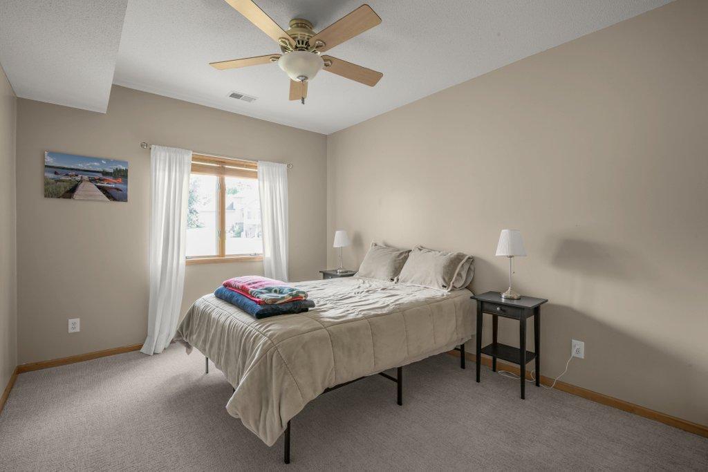 LL bedroom 5