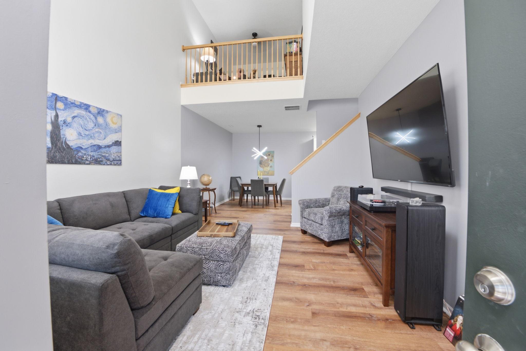 Open floor plan, new flooring