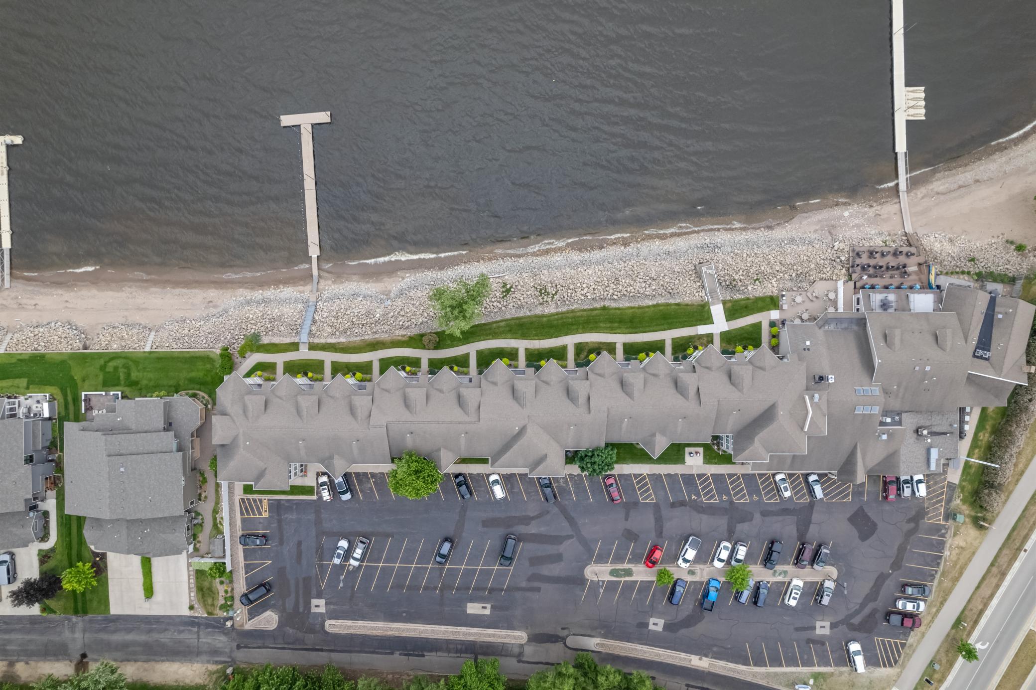 100 Central Point Rd (21).jpg