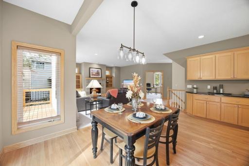 700 Mcfaddens Trail, Eagan, MN 55123