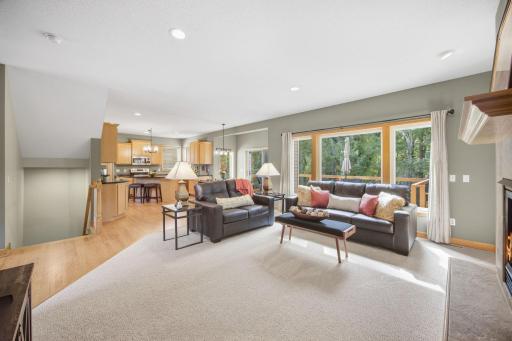 700 Mcfaddens Trail, Eagan, MN 55123