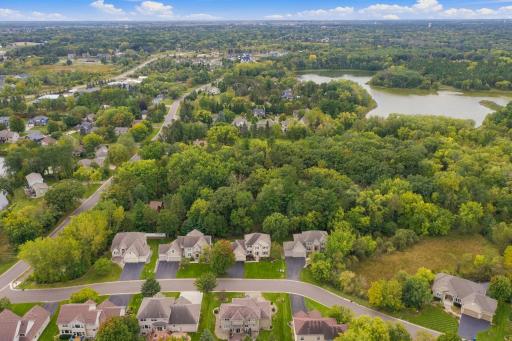 700 Mcfaddens Trail, Eagan, MN 55123