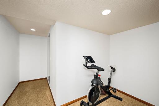 2630 Major Avenue N, Golden Valley, MN 55422