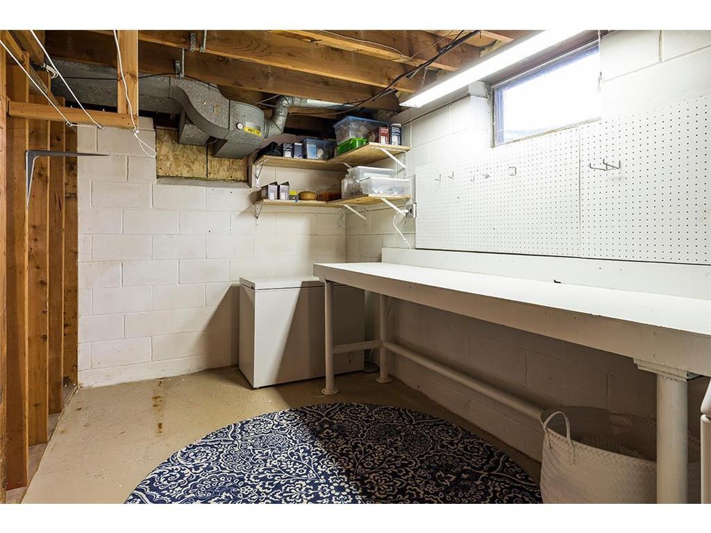 Laundry Room / Utility Room