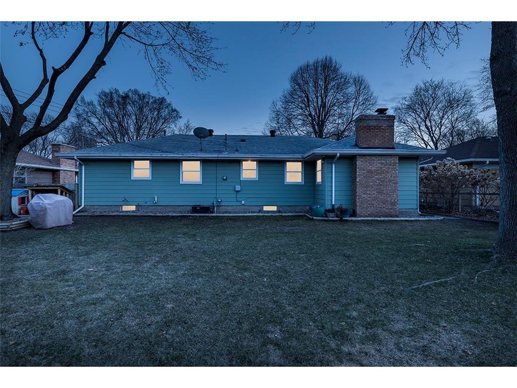 Exterior Back Dusk Photos