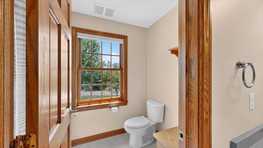 Full bath upper