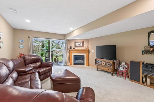 Another view of the large family room.