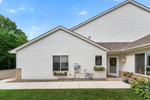 High demand location - dead end street - walking distance to pickleball courts, picnic area, walking trails and tot park.
