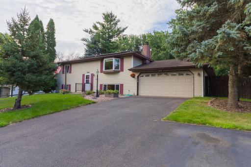 Photo for 1388 Amaryllis Lane, Eagan, MN 55123 - listing #7113385 1388 Amaryllis Lane, Eagan, MN 55123