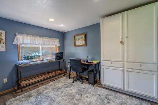 1710 W River Road, Little Falls, MN 56345