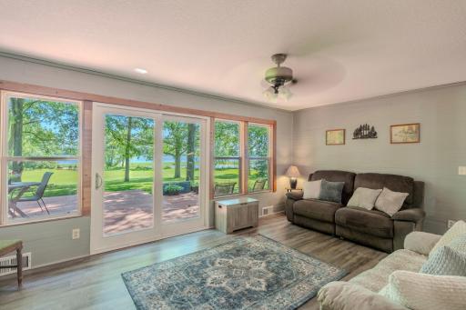 1710 W River Road, Little Falls, MN 56345