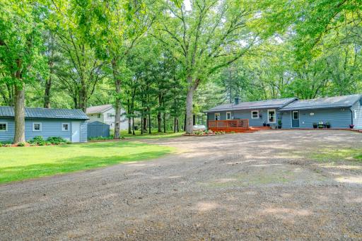 1710 W River Road, Little Falls, MN 56345