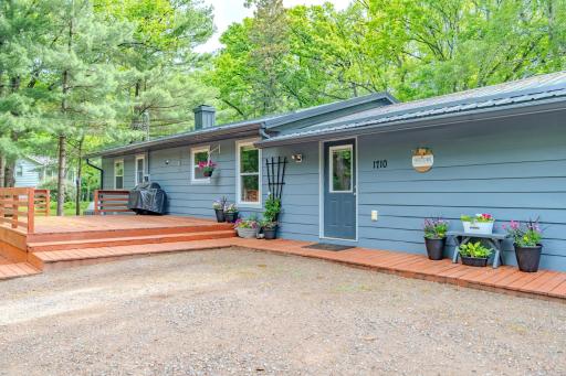 1710 W River Road, Little Falls, MN 56345