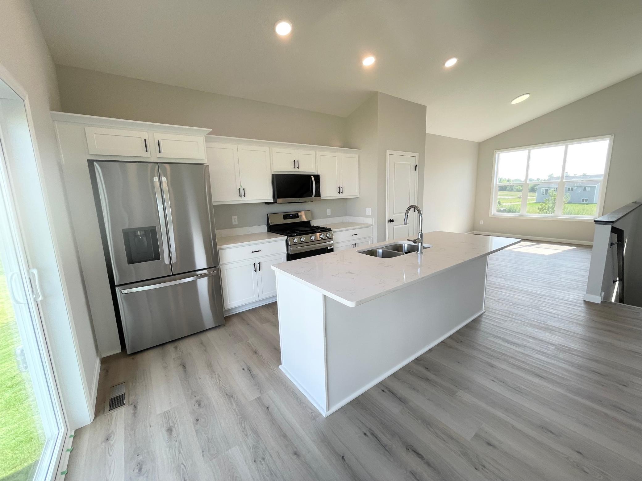 Photo shows the same floor plan but not the actual home. Photos of actual home will be uploaded when home has been completed and cleaned.