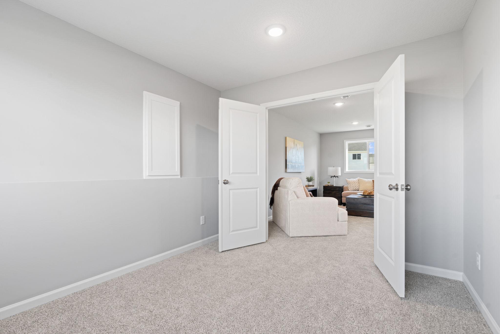 Photo shows the same floor plan but not the actual home. Photos of actual home will be uploaded when home has been completed and cleaned.