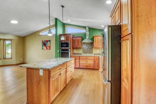 Kitchen1_4-g.jpg