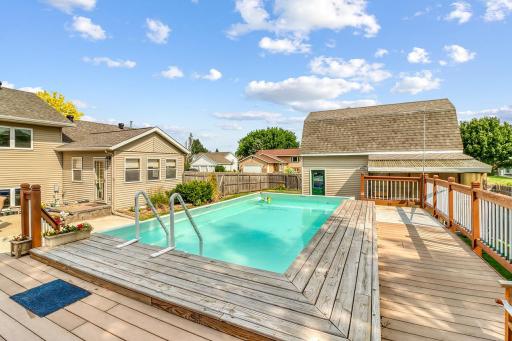 Backyard Pool1_2-g.jpg