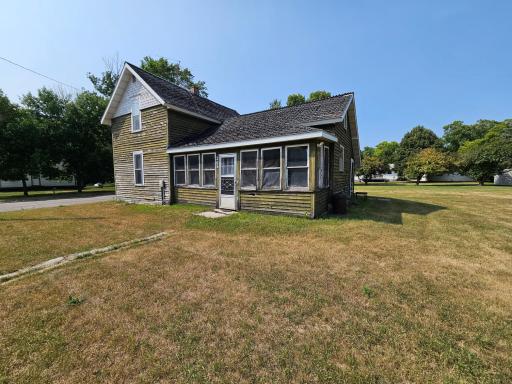 205 5th Avenue NW, Barnesville, MN 56514