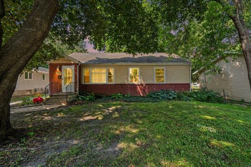 Welcome home to this move-in-ready Lauderdale Rambler!