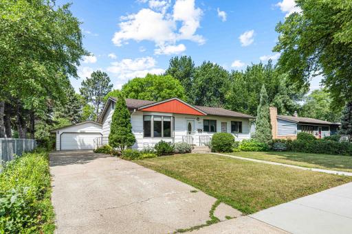 1917 15th St S Fargo-12.jpg