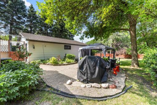 1917 15th St S Fargo-4.jpg