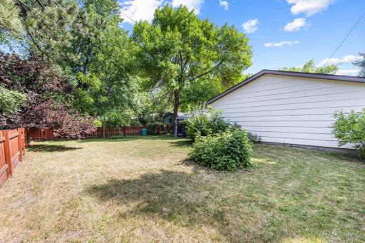 1917 15th St S Fargo-9.jpg