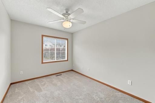 556 Willoughby Way W, Minnetonka, MN 55305