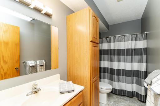 3401 Arbor Drive NW, Rochester, MN 55901