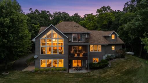 Spectacular views from three levels of living