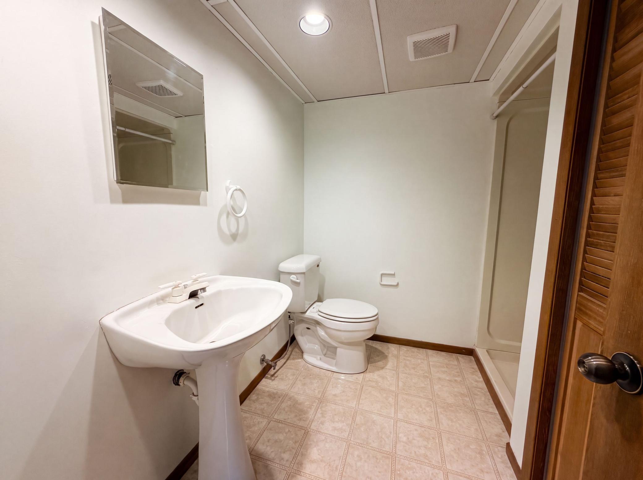 listing_11.jpg