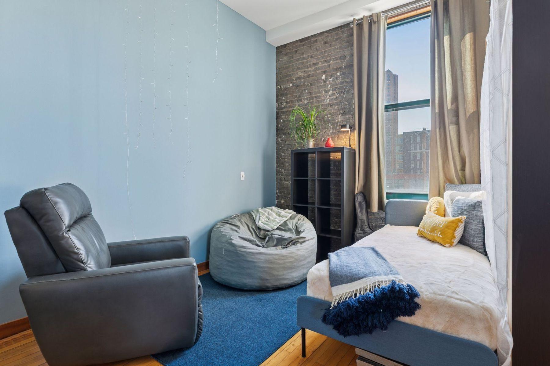 Every square foot works hard — an efficient layout designed for city living, work, and rest.
