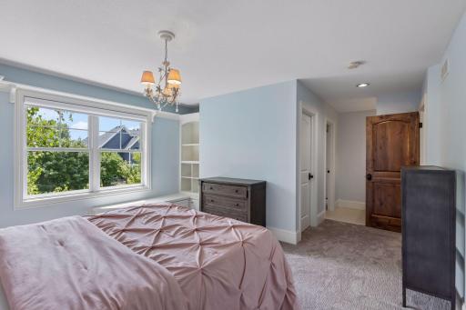 10906 Bentwater Lane, Woodbury, MN 55129