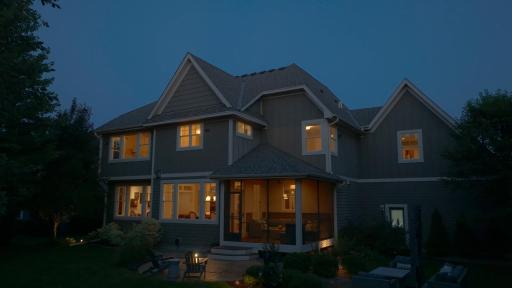 10906 Bentwater Lane, Woodbury, MN 55129