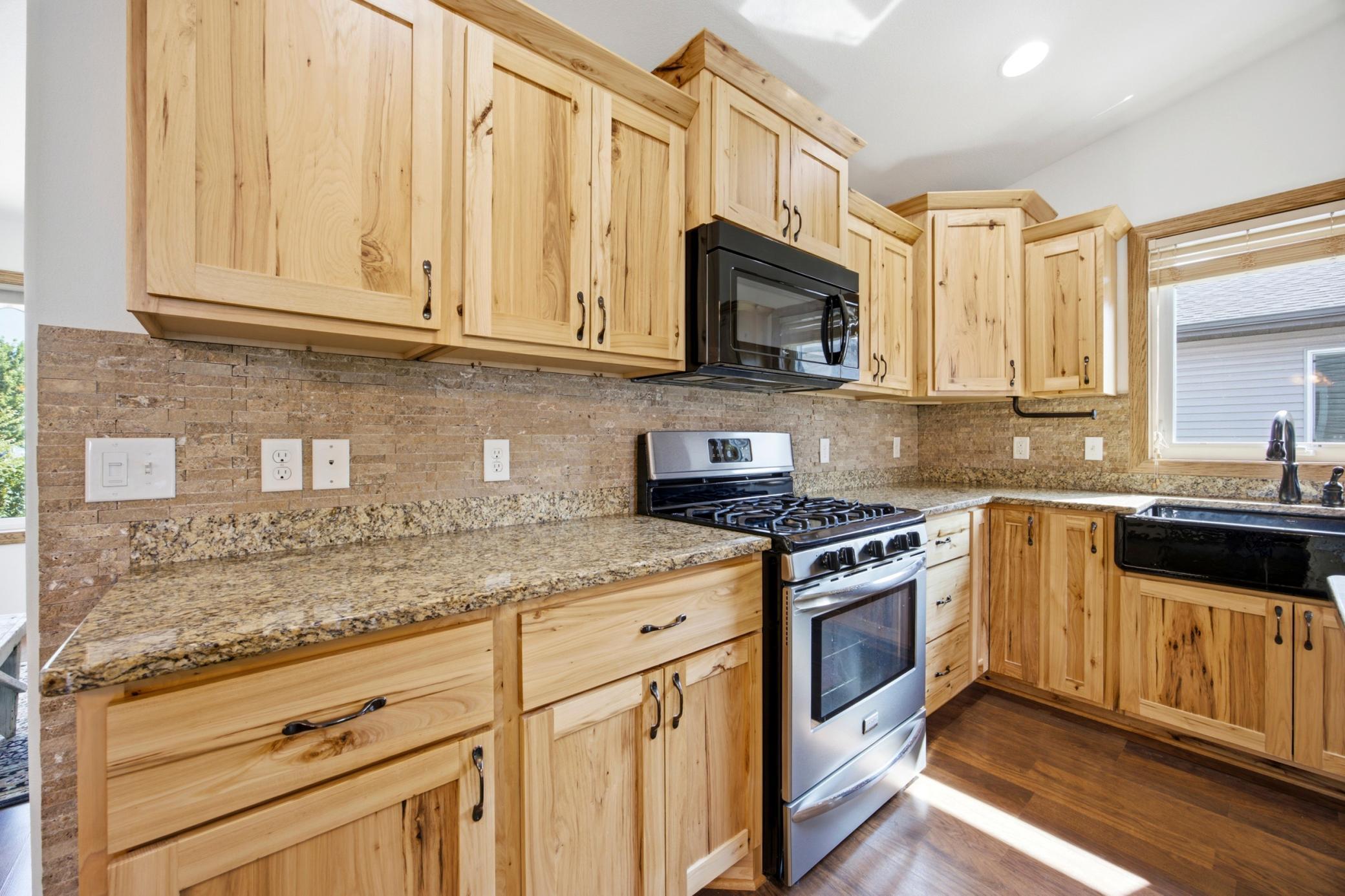 Gas Cooking & Tile Backsplash