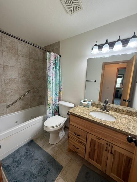 Main Floor Jetted Tub w/ Tile Surround