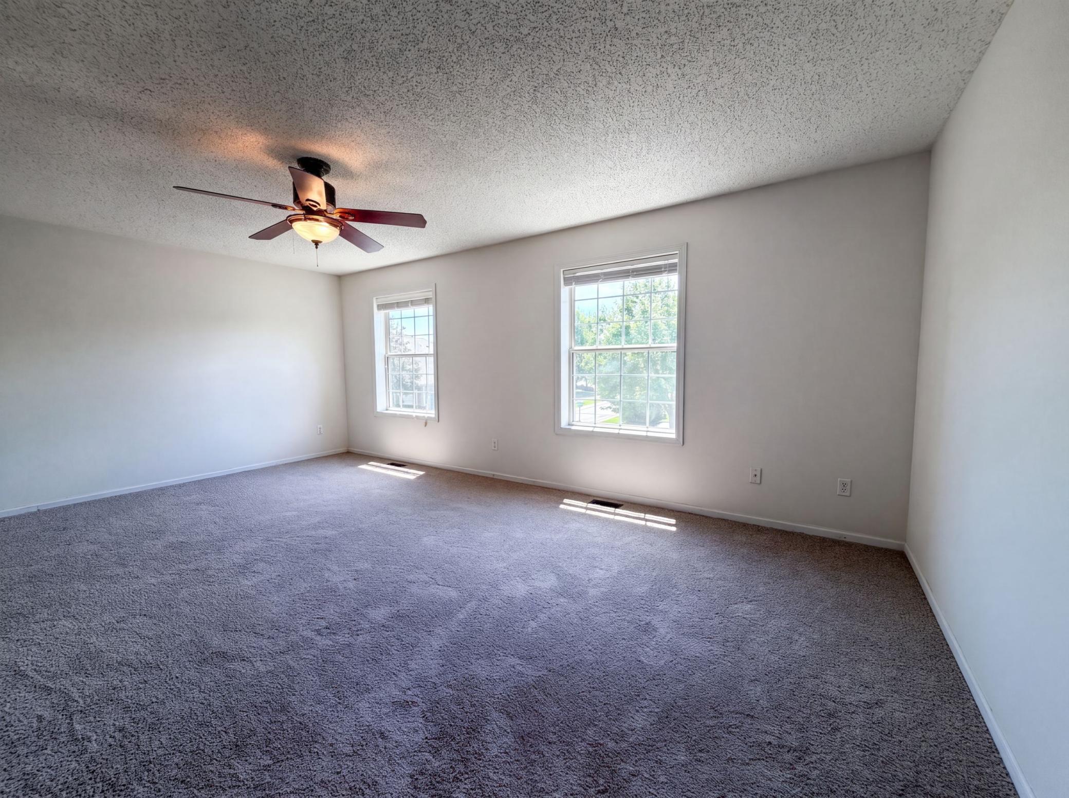 listing_8.jpg
