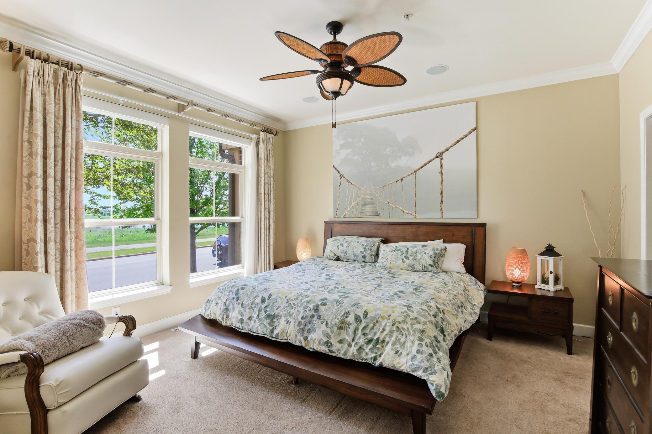 17-print-12250-Lakeview-Dr-N-17.jpg