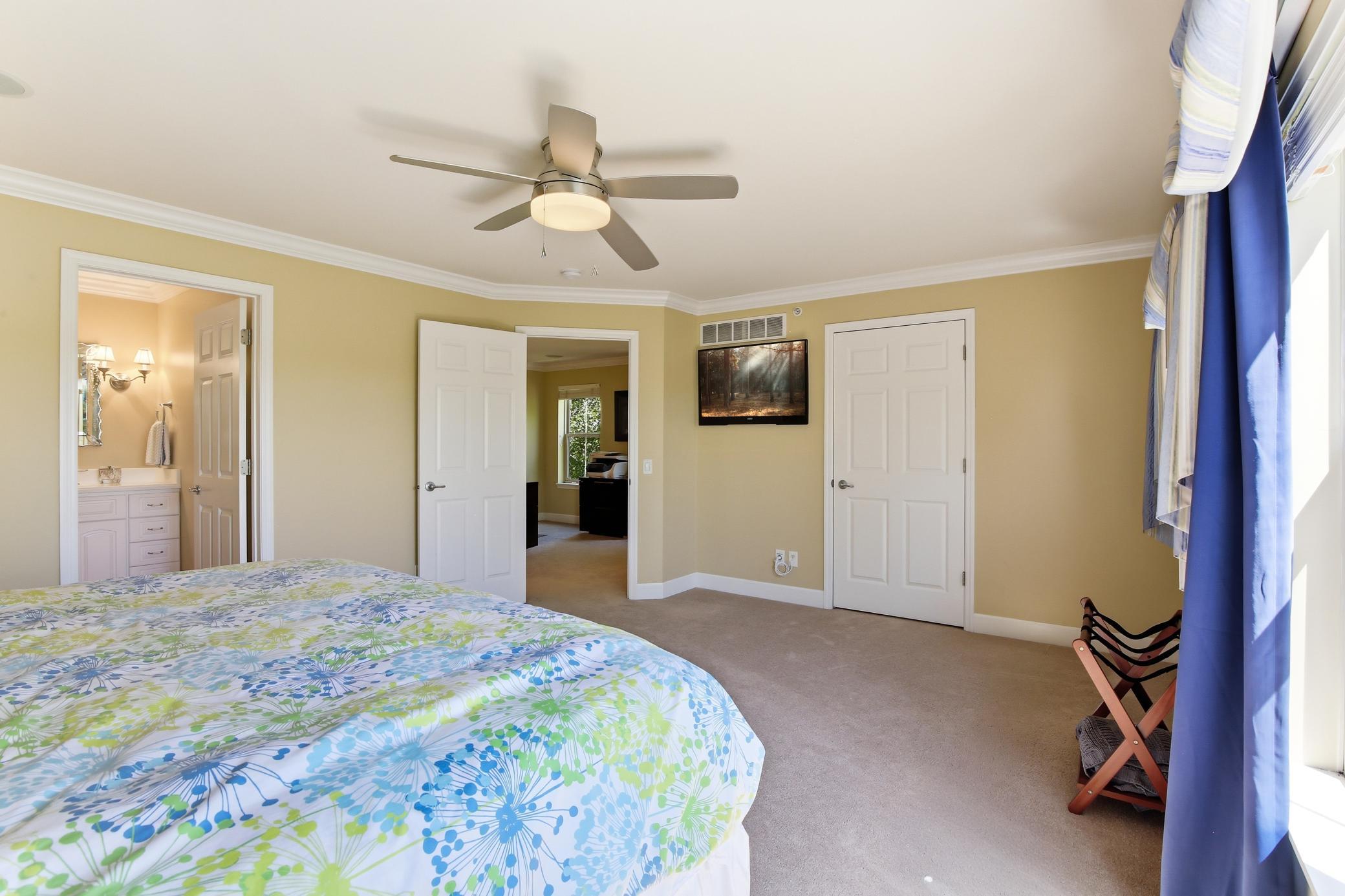 28-print-12250-Lakeview-Dr-N-28.jpg