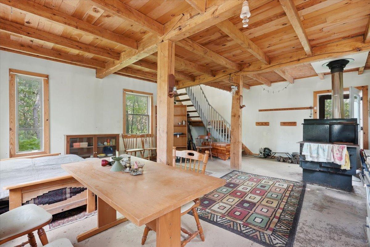 02-Living Room.jpg