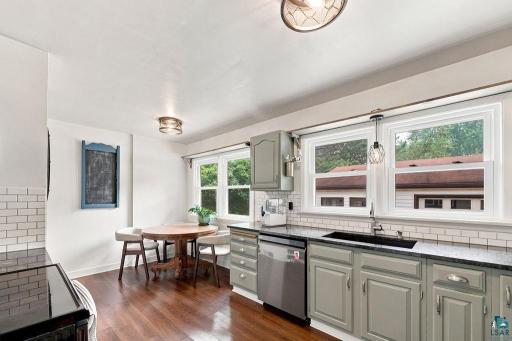 220 E Locust Street, Duluth, MN 55811