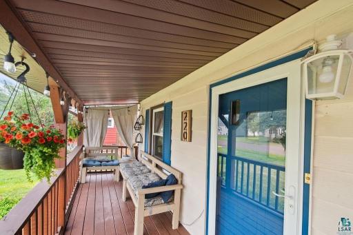 220 E Locust Street, Duluth, MN 55811