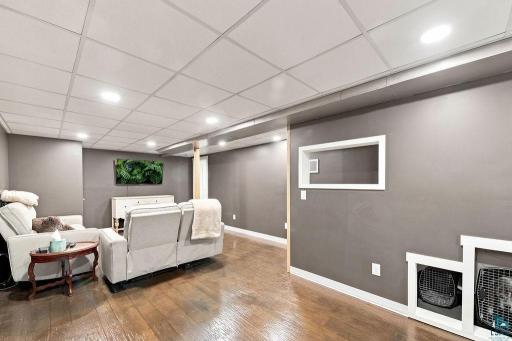 220 E Locust Street, Duluth, MN 55811