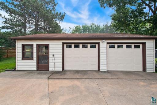 220 E Locust Street, Duluth, MN 55811