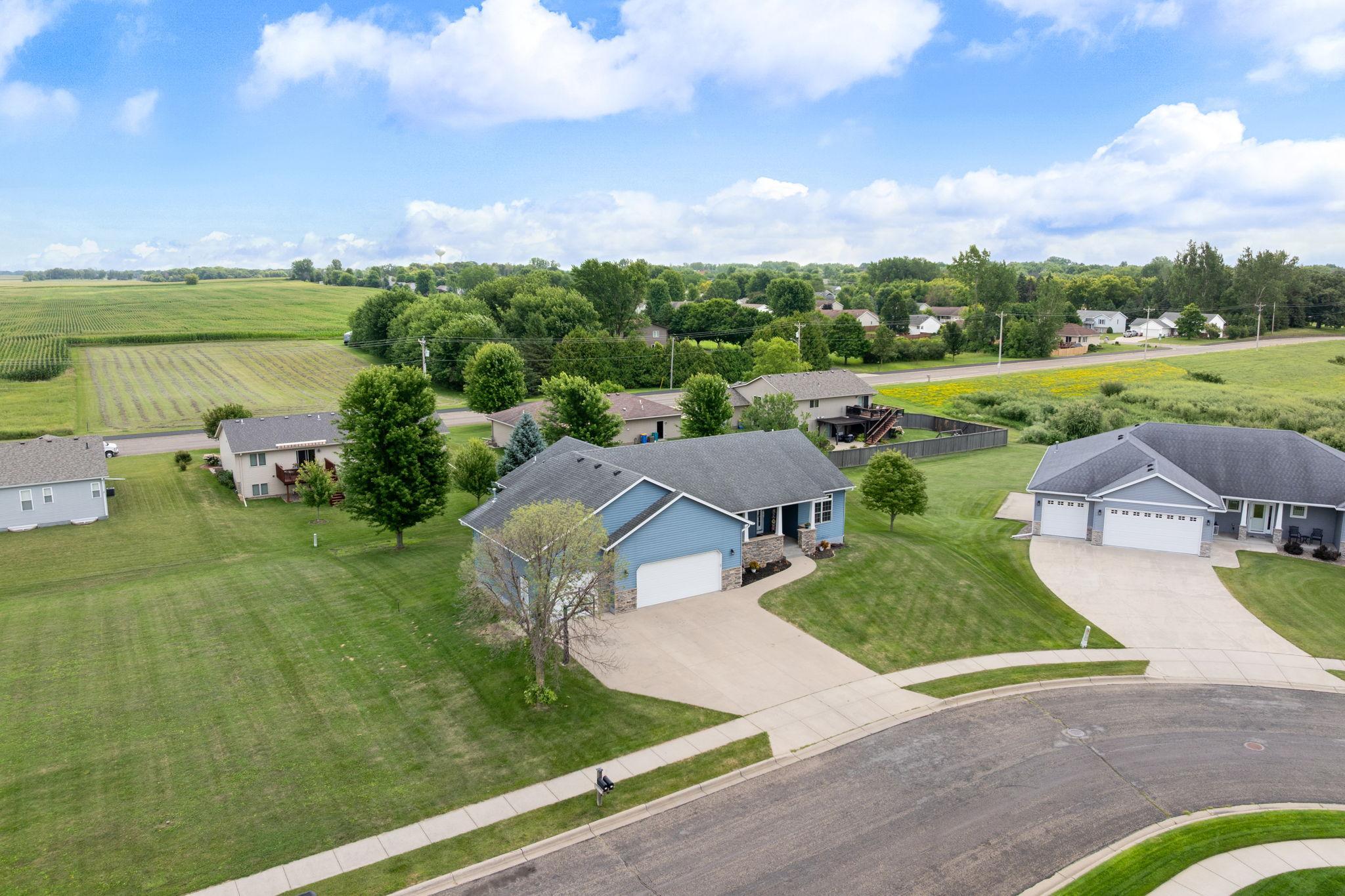 17-web-or-mls-375-hickory-ln-ne.jpg