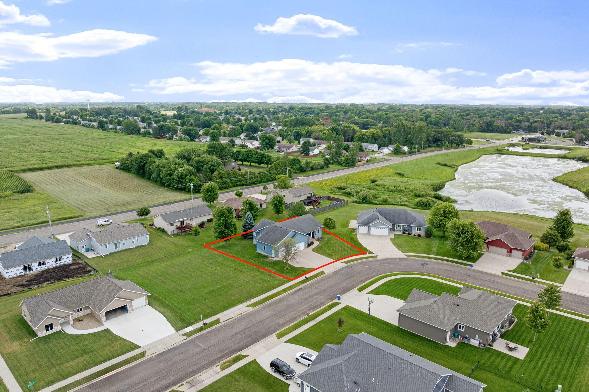 26-web-or-mls-375-hickory-ln-ne.jpg
