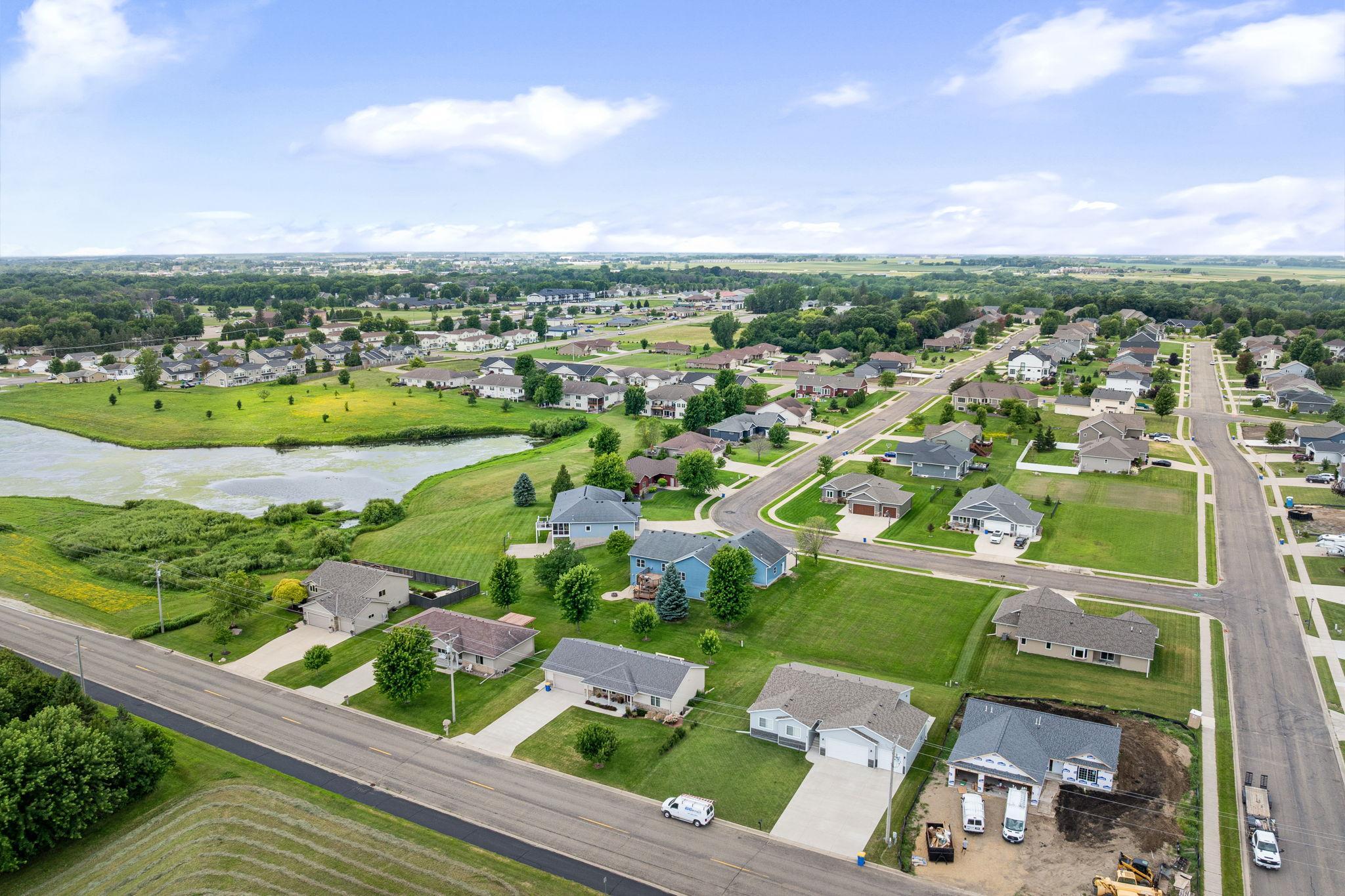 31-web-or-mls-375-hickory-ln-ne.jpg