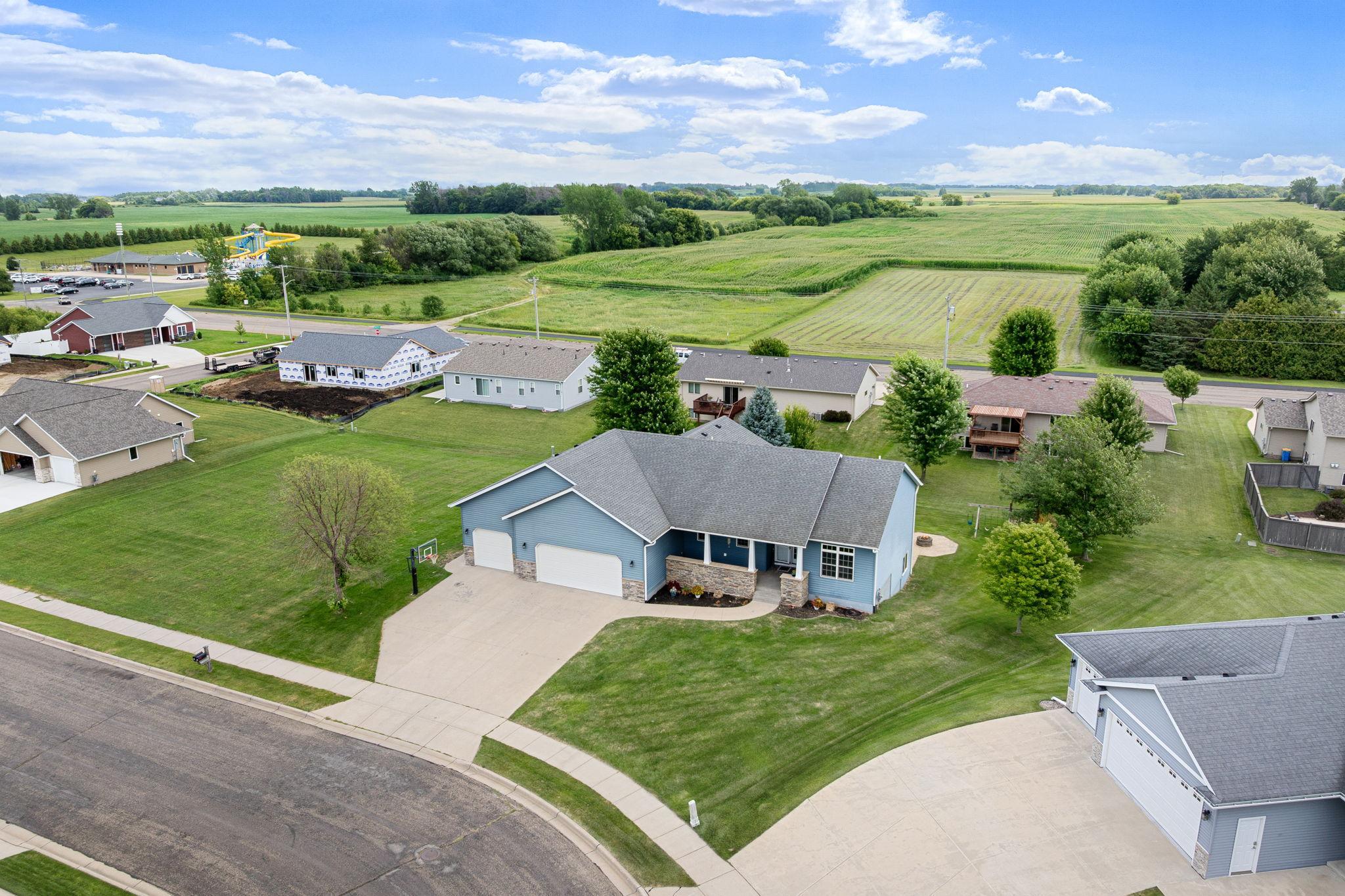 19-web-or-mls-375-hickory-ln-ne.jpg
